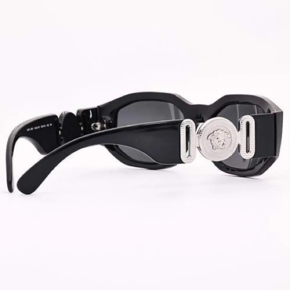NEW VERSACE BLACK SUNGLASSES